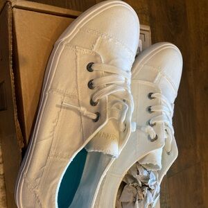 Jenn Ardor Sport Canvas Sneakers new in box size 11